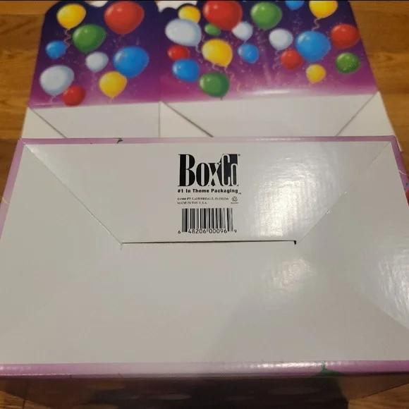 Colorful Party Favor Boxes - Picture 11 of 12